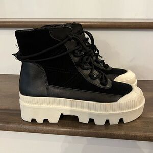 GB by Gianni Bini Lug Sole Platform Boots